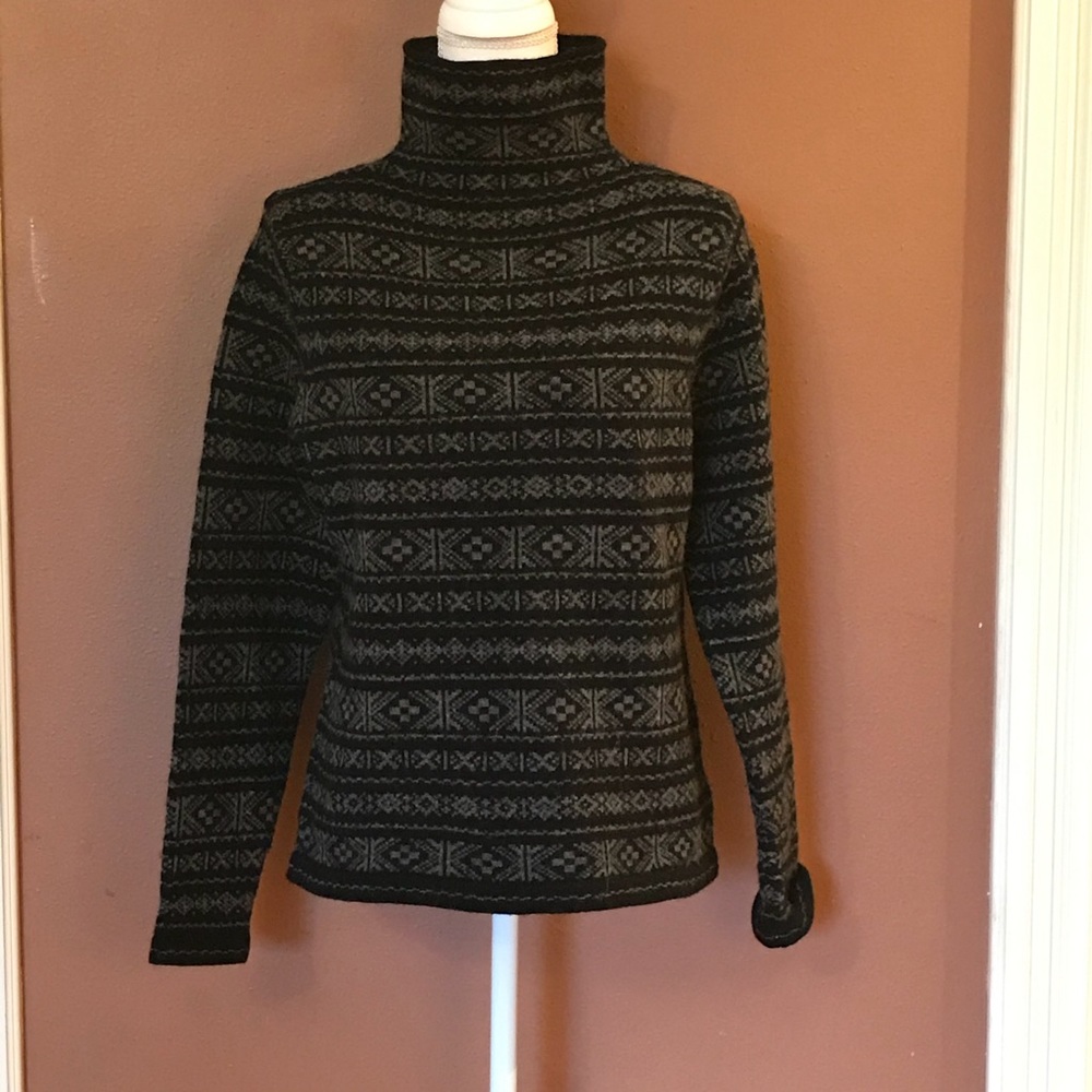 Ralph Lauren 100% Lambs Wool Turtleneck Sweater